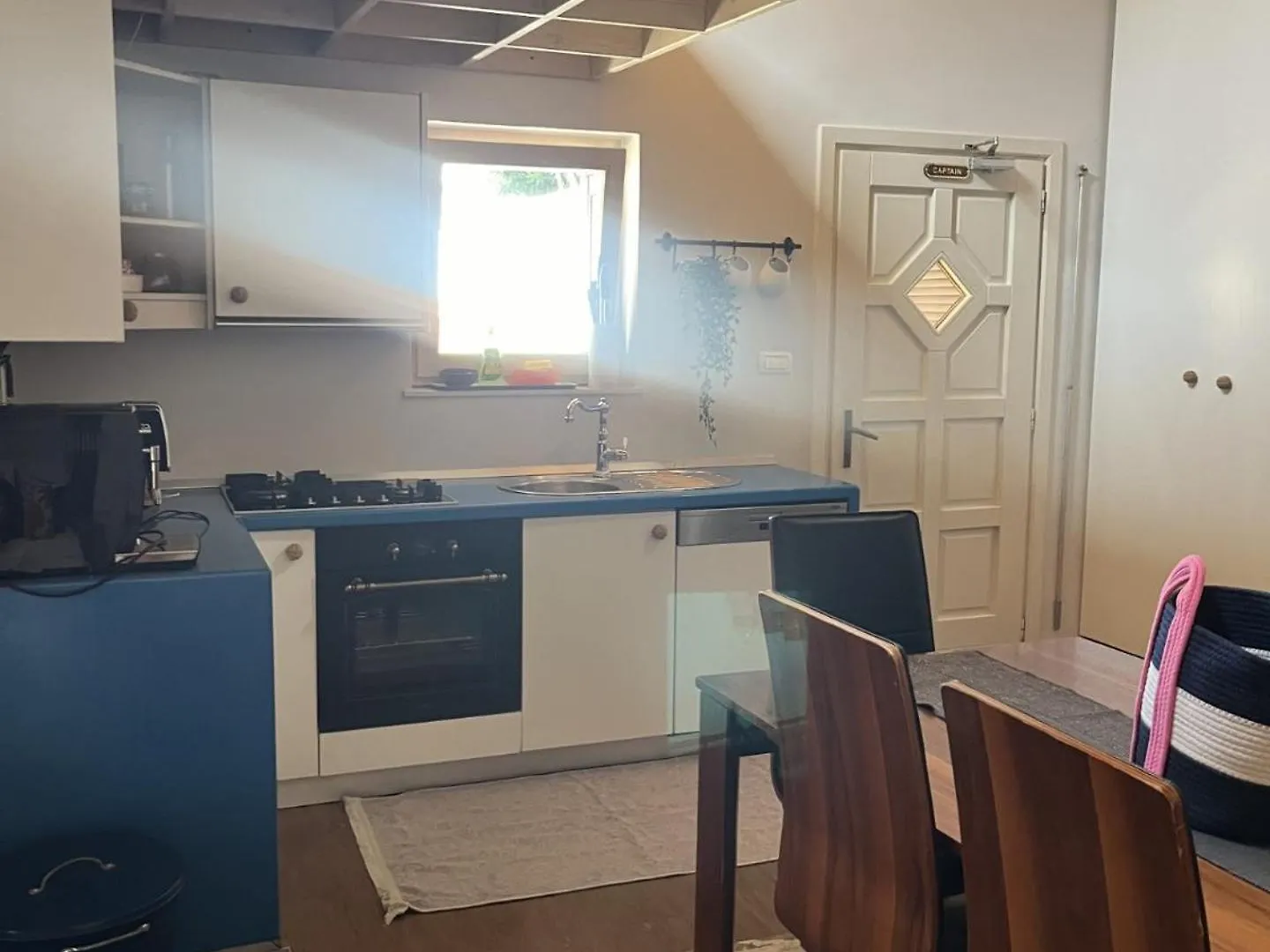 公寓 Small House Nea In City Center-With Free Parking 普拉